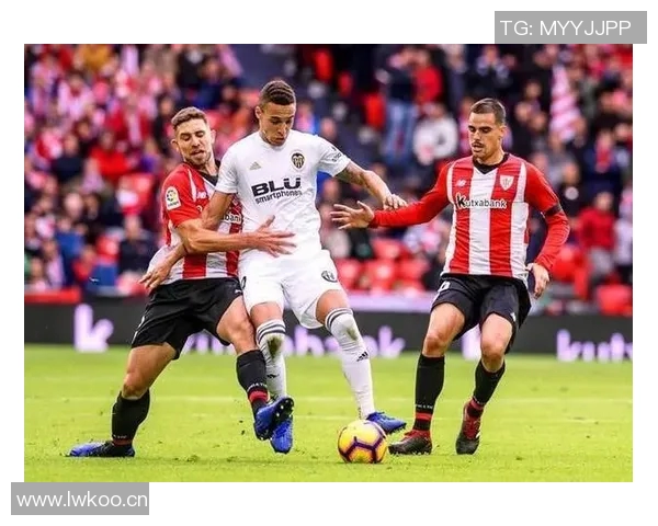 内维尔预测桑德兰与阿森纳将战成平局双方各得一分 内维尔预测桑德兰与阿森纳将战成平局双方各得一分