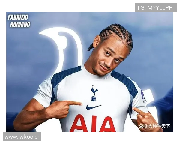 热刺球迷对球队推出的高价围巾表示强烈不满引发热议