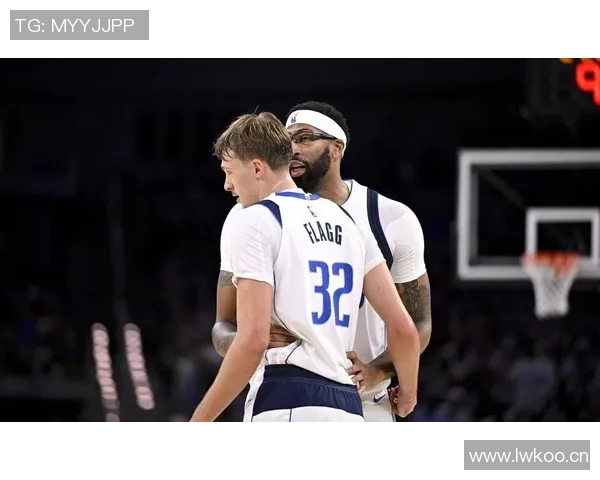 菜鸟弗拉格表现出色贡献21分8板5助科比桑德斯与理查德联手助力球队 菜鸟弗拉格表现出色贡献21分8板5助科比桑德斯与理查德联手助力球队