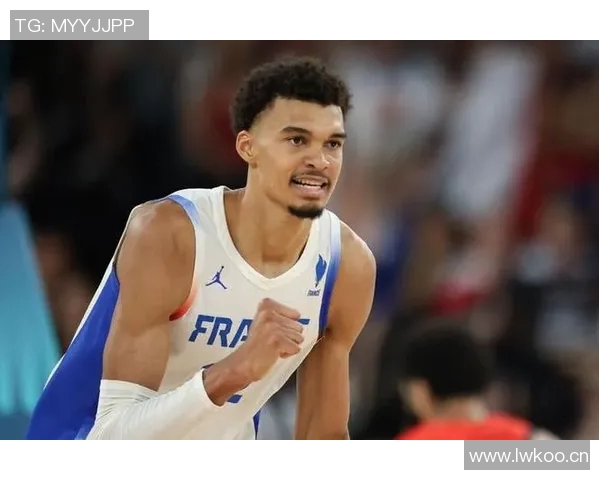 文班亚马专注球队胜利目标不在个人荣誉之上