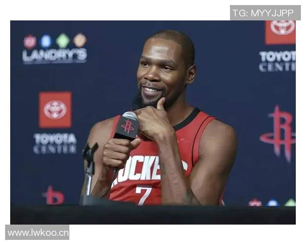 杜兰特谈申京上赛季被包夹经历自信表示有我在对手不敢轻举妄动