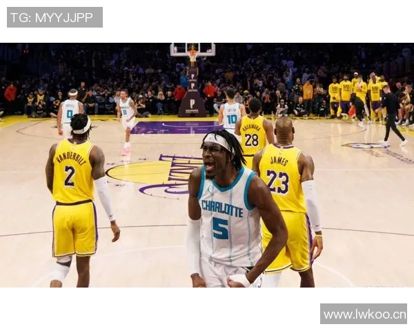 马威高效表现8投7中砍下18分9板2盖帽助力球队击溃湖人内线正负值高达19