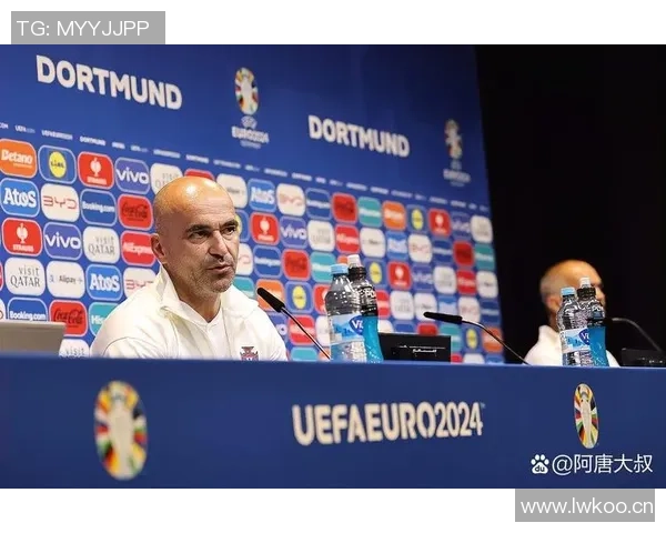 葡萄牙主帅回应C罗观战问题称此举不尊重球员应停止讨论