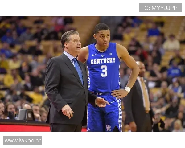 凯尔登约翰逊表现惊艳12投9中三分球命中率高效砍下25分7篮板