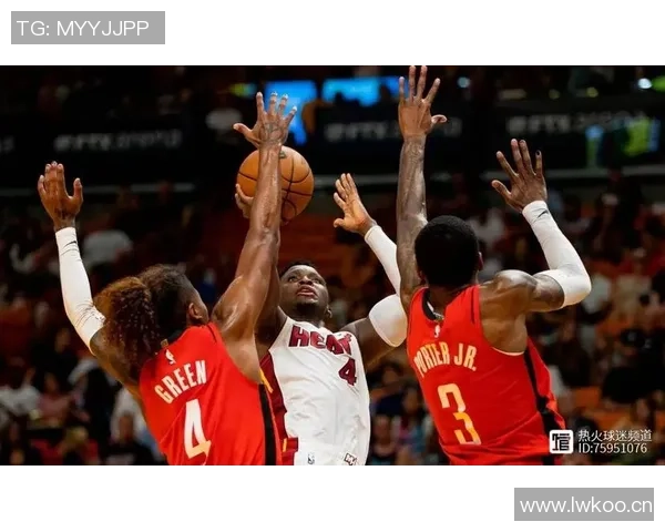 芬奇强调季前赛重在基础训练期待攻防状态全面回归