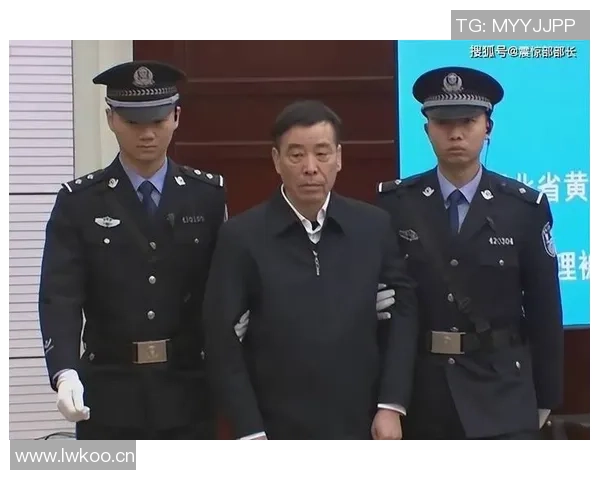 陈戌源对记者文章不满中层干部传达少说两句意图