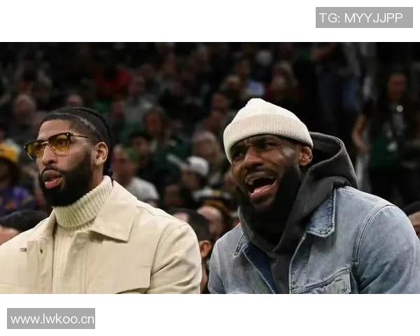 追梦之路:詹姆斯如何与球场废物划清界限与搭档的幽默故事 追梦之路:詹姆斯如何与球场废物划清界限与搭档的幽默故事